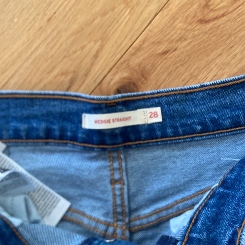 Women’s wedgie Straight jeans size 28 - Picture 3 of 5